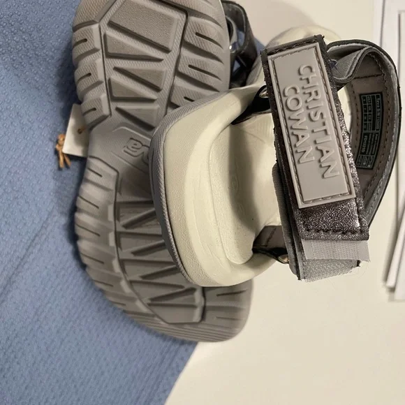 COPY - Teva-Sandals - Picture 7 of 10